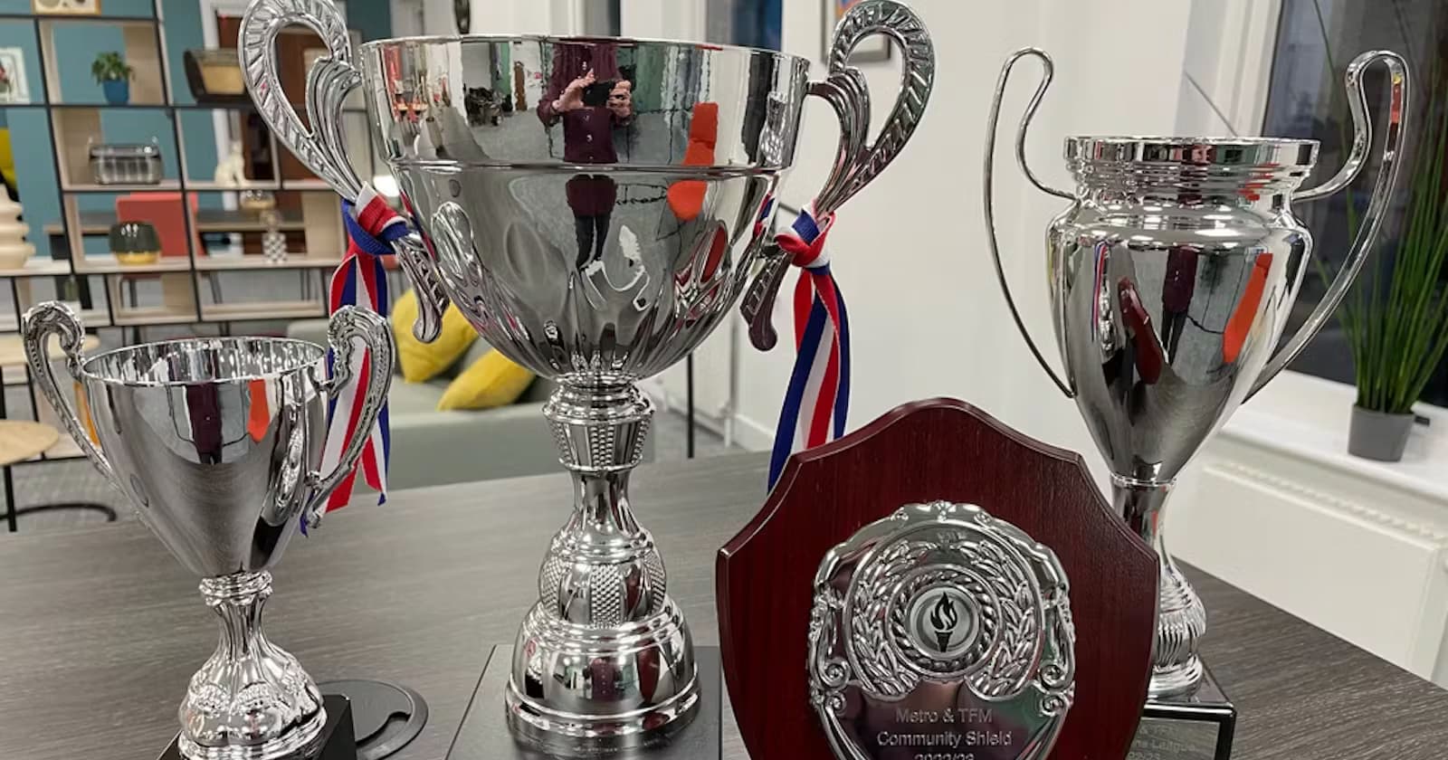 Laser Engraving vs Diamond Drag Engraving: Which is Right for Your Trophies?